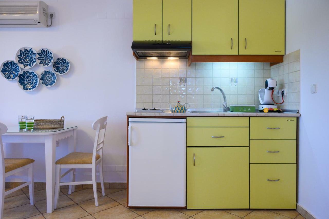 Mirabeli Apartments & Suites Pollonia Buitenkant foto
